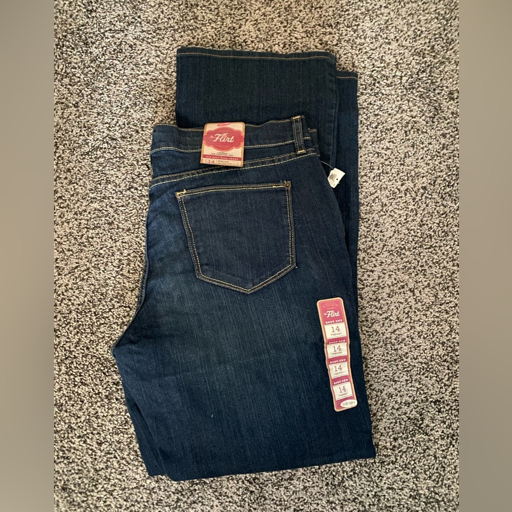 NWT Old Navy Jeans 14 Reg The Flirt  Boot Cut Dark Blue Stretch Denim Bootcut